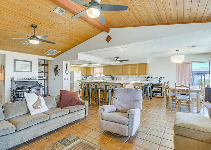 Bullhead W/ Views, Close To Mohave!